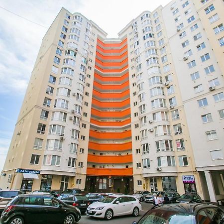 Apartament In Zona Centrala Si Parc Chişinǎu Buitenkant foto
