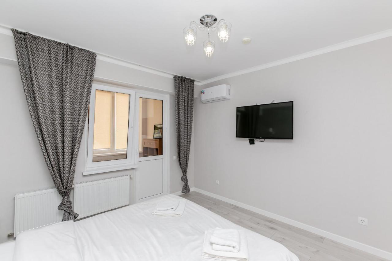 Apartament In Zona Centrala Si Parc Chişinǎu Buitenkant foto